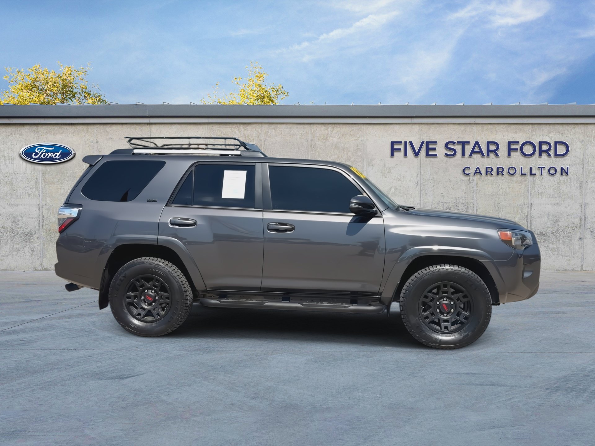 Used 2023 Toyota 4Runner SR5 Premium w/ Moonroof Package RWD image 9