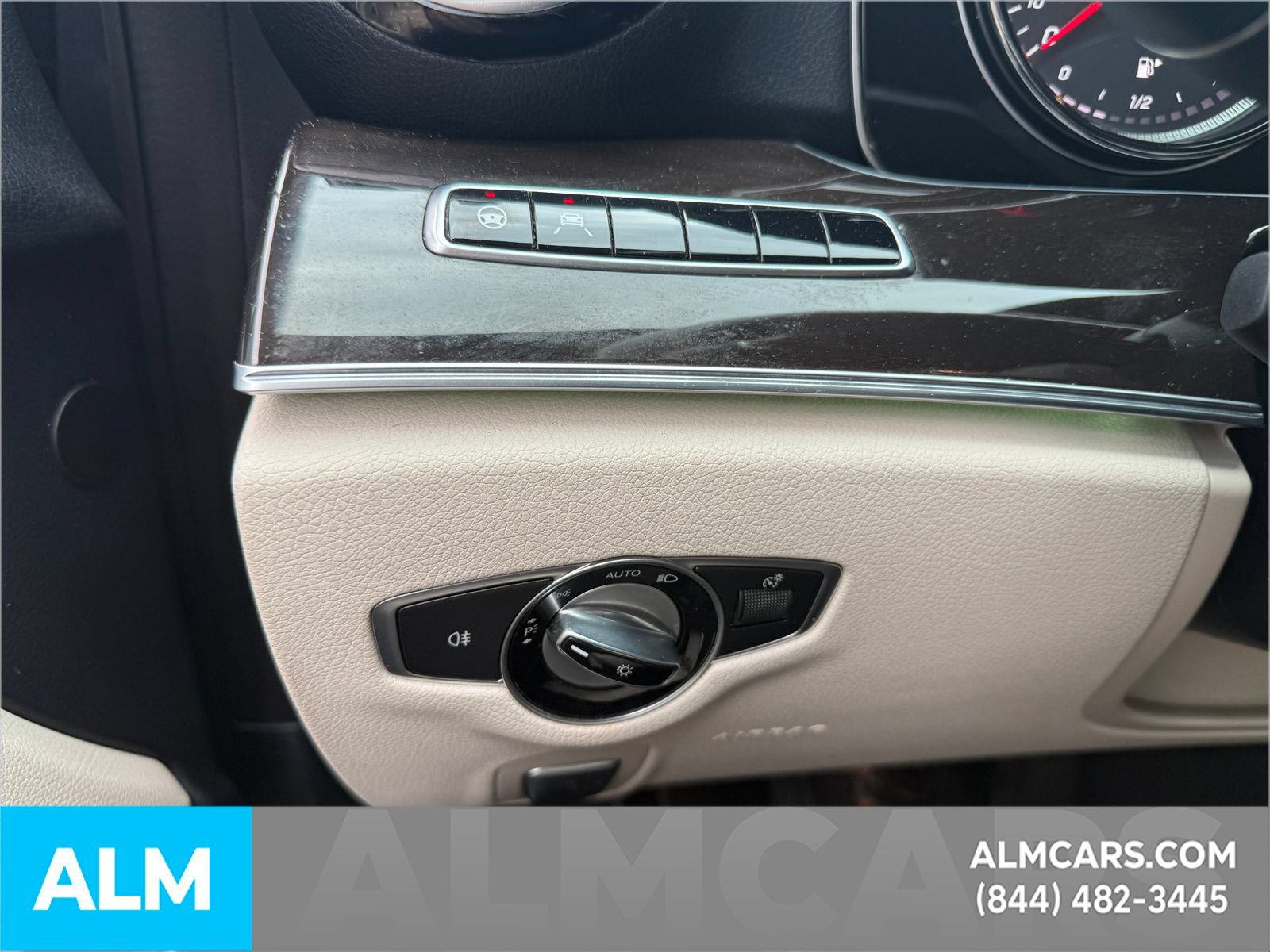 Used 2019 Mercedes-Benz E 300 image 24