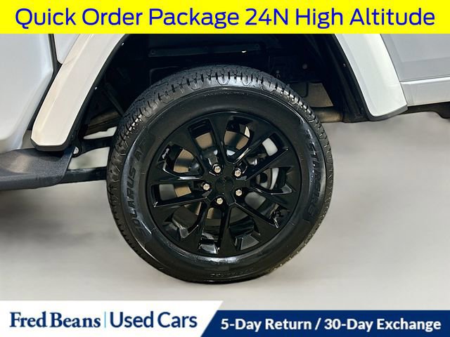 Used 2022 Jeep Gladiator Overland image 10