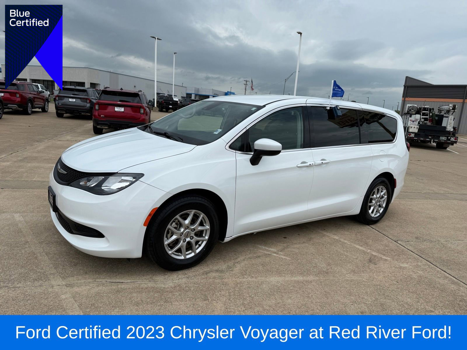 Used 2023 Chrysler Voyager LX