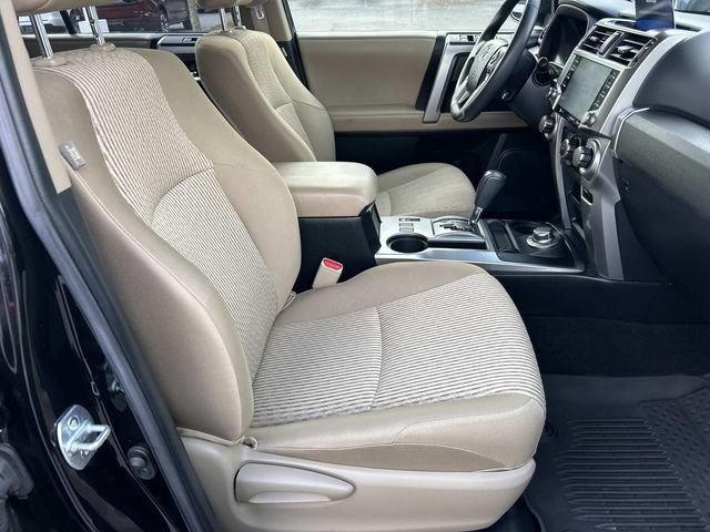 Used 2021 Toyota 4Runner SR5 AWD/4WD image 30