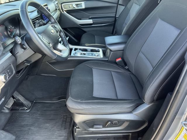 Certified 2022 Ford Explorer XLT w/ Class IV Trailer Tow Package AWD/4WD image 20