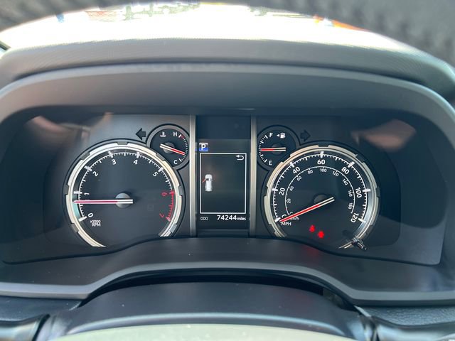 Used 2023 Toyota 4Runner TRD Off-Road AWD/4WD image 14
