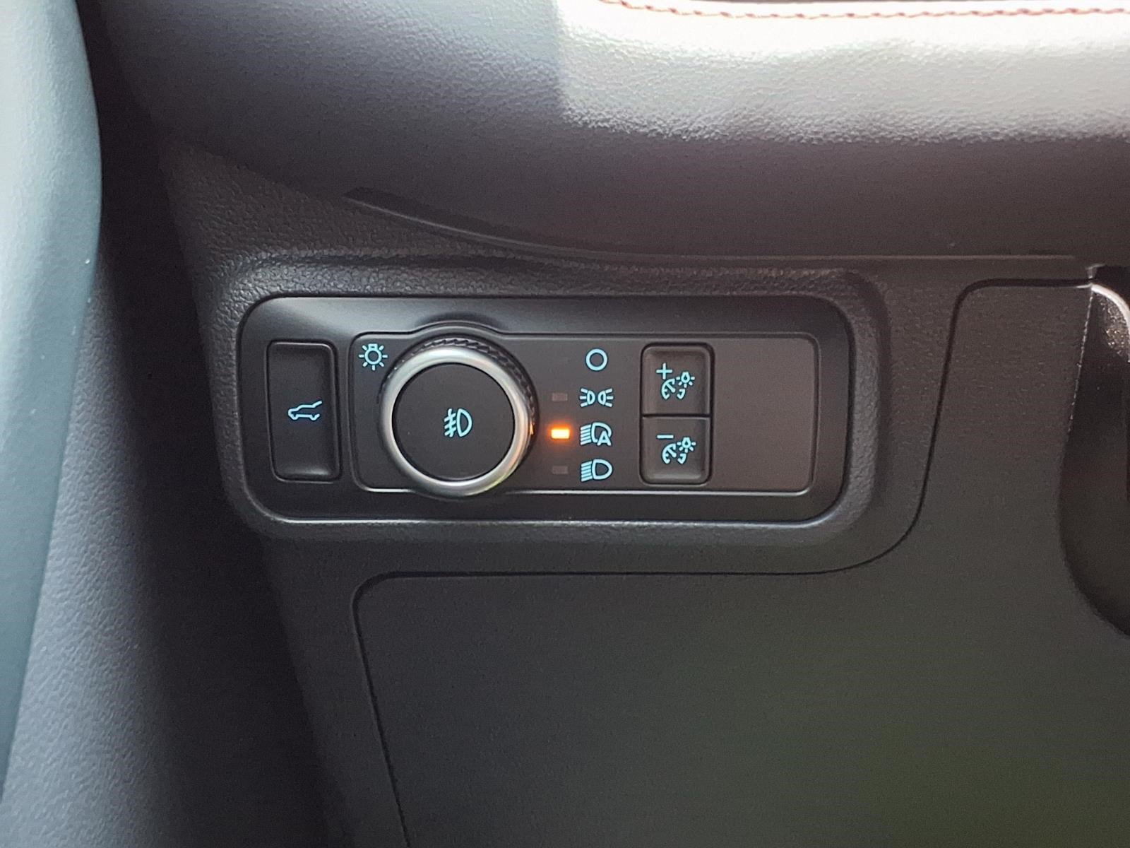 Certified 2025 Ford Explorer ST-Line w/ Premium Package RWD image 22