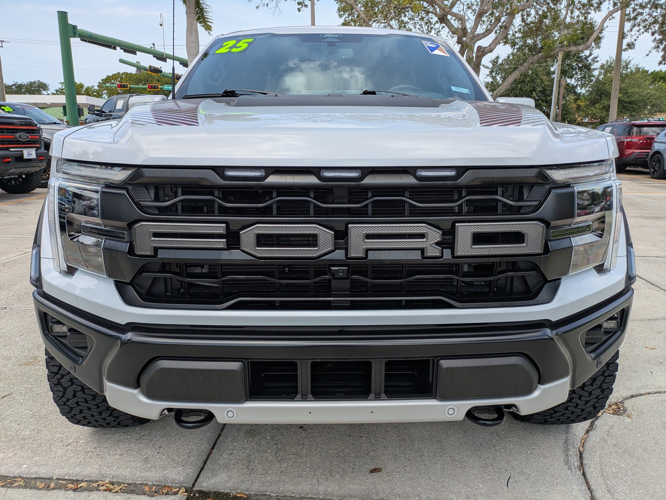 Certified 2025 Ford F150 Raptor AWD/4WD image 8