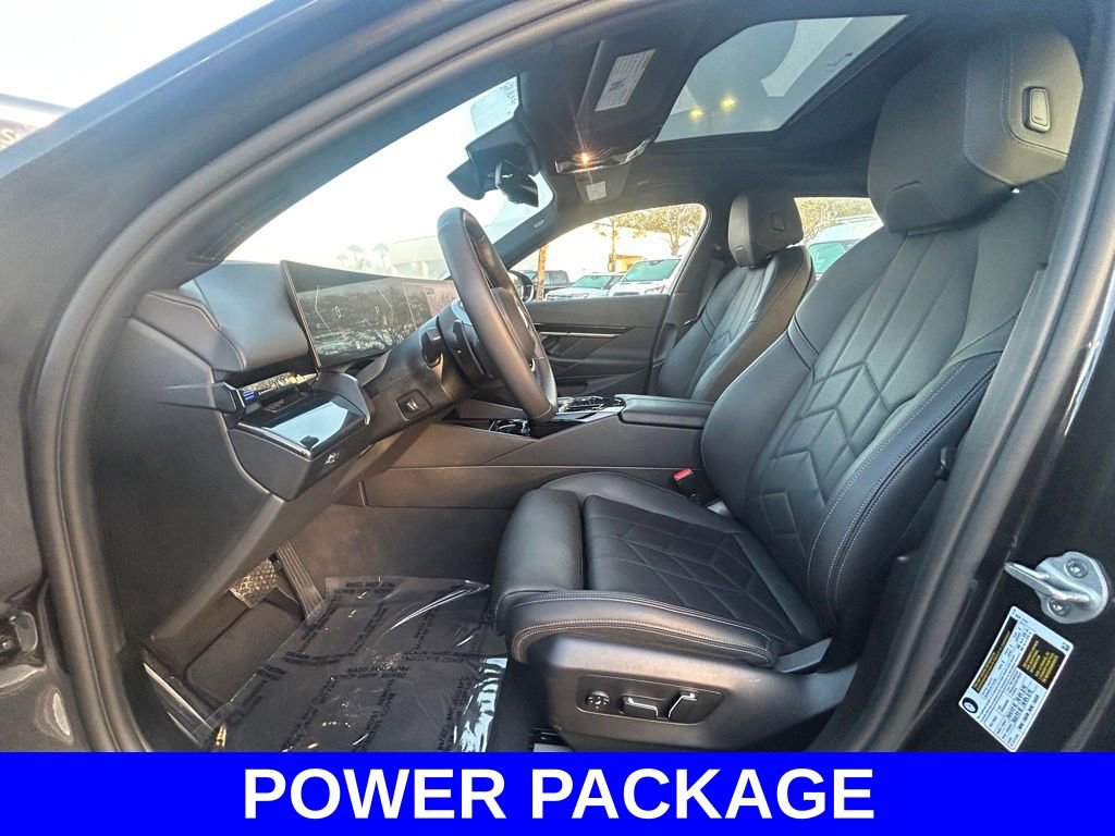 Used 2026 BMW 530i RWD image 10