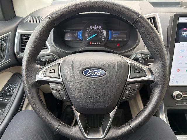 Certified 2024 Ford Edge Titanium w/ Equipment Group 301A AWD/4WD image 18