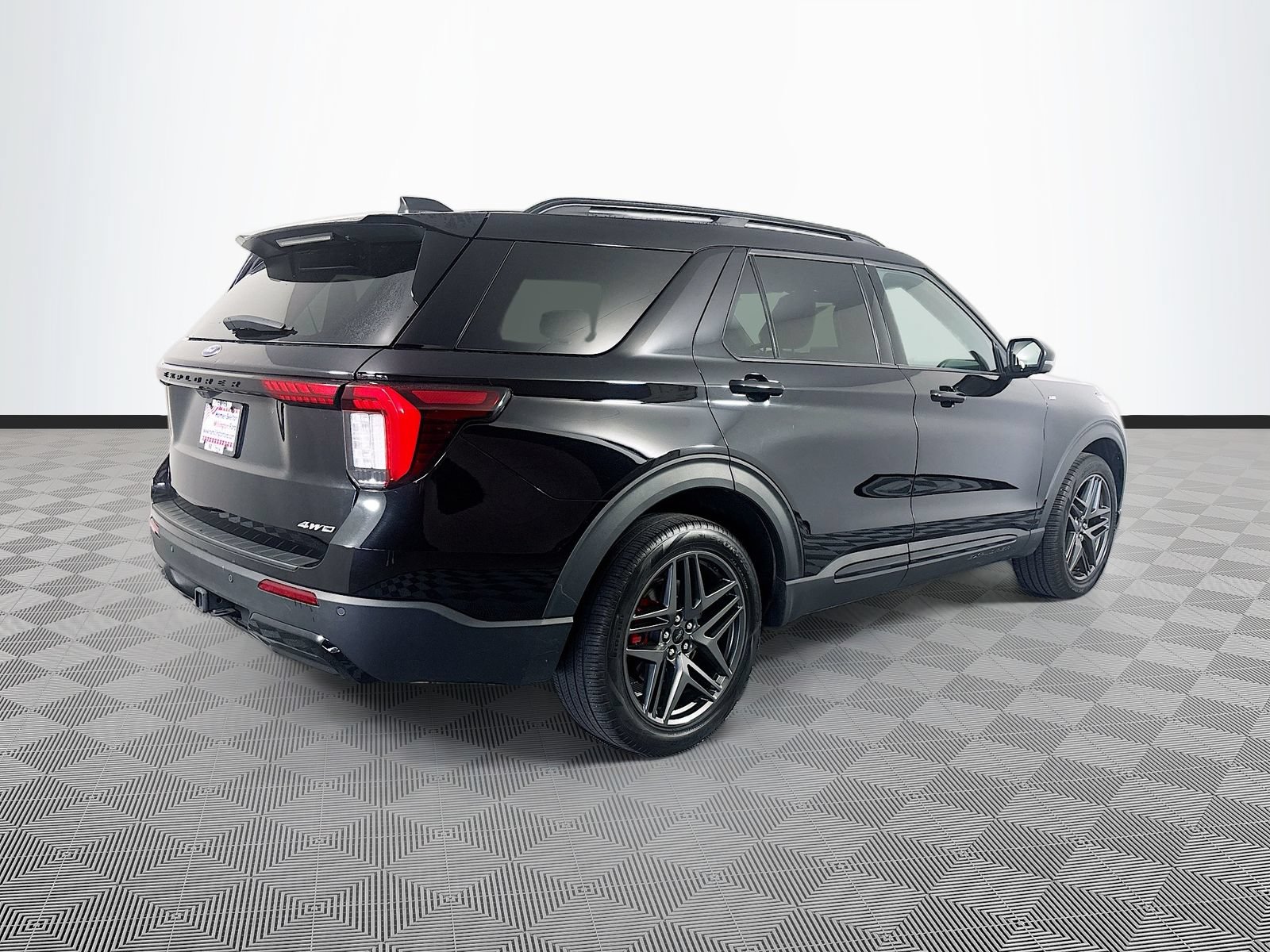Certified 2025 Ford Explorer ST-Line w/ ST-Line Street Pack AWD/4WD image 7