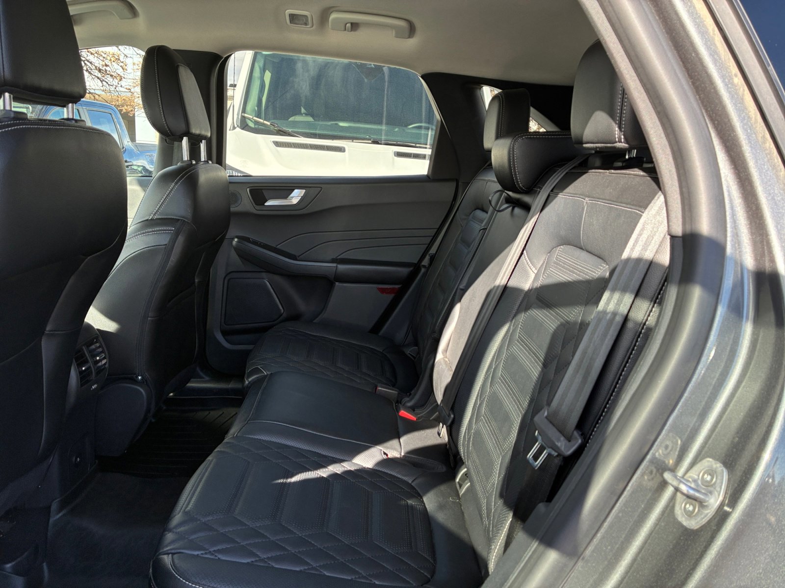 Certified 2023 Ford Escape Platinum w/ Premium Technology Package image 17