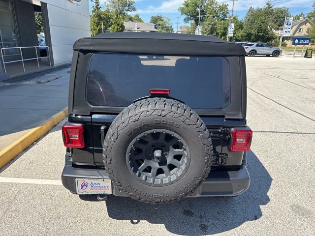 Used 2021 Jeep Wrangler Unlimited Sahara image 8