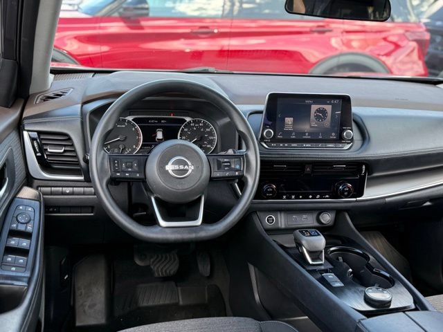 Used 2022 Nissan Rogue SV AWD/4WD image 5