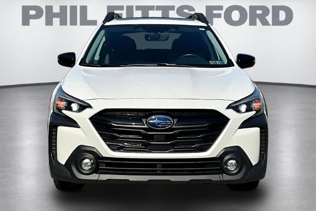 Used 2023 Subaru Outback Onyx Edition AWD/4WD image 2