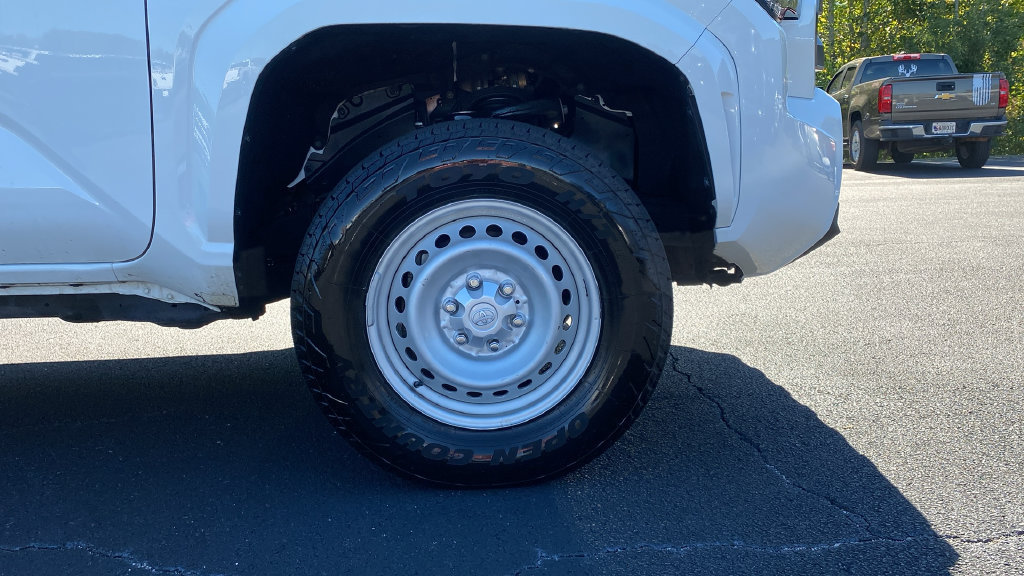 Used 2024 Toyota Tacoma SR RWD image 10