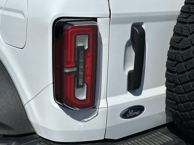 Certified 2023 Ford Bronco Badlands w/ Sasquatch Package AWD/4WD image 11