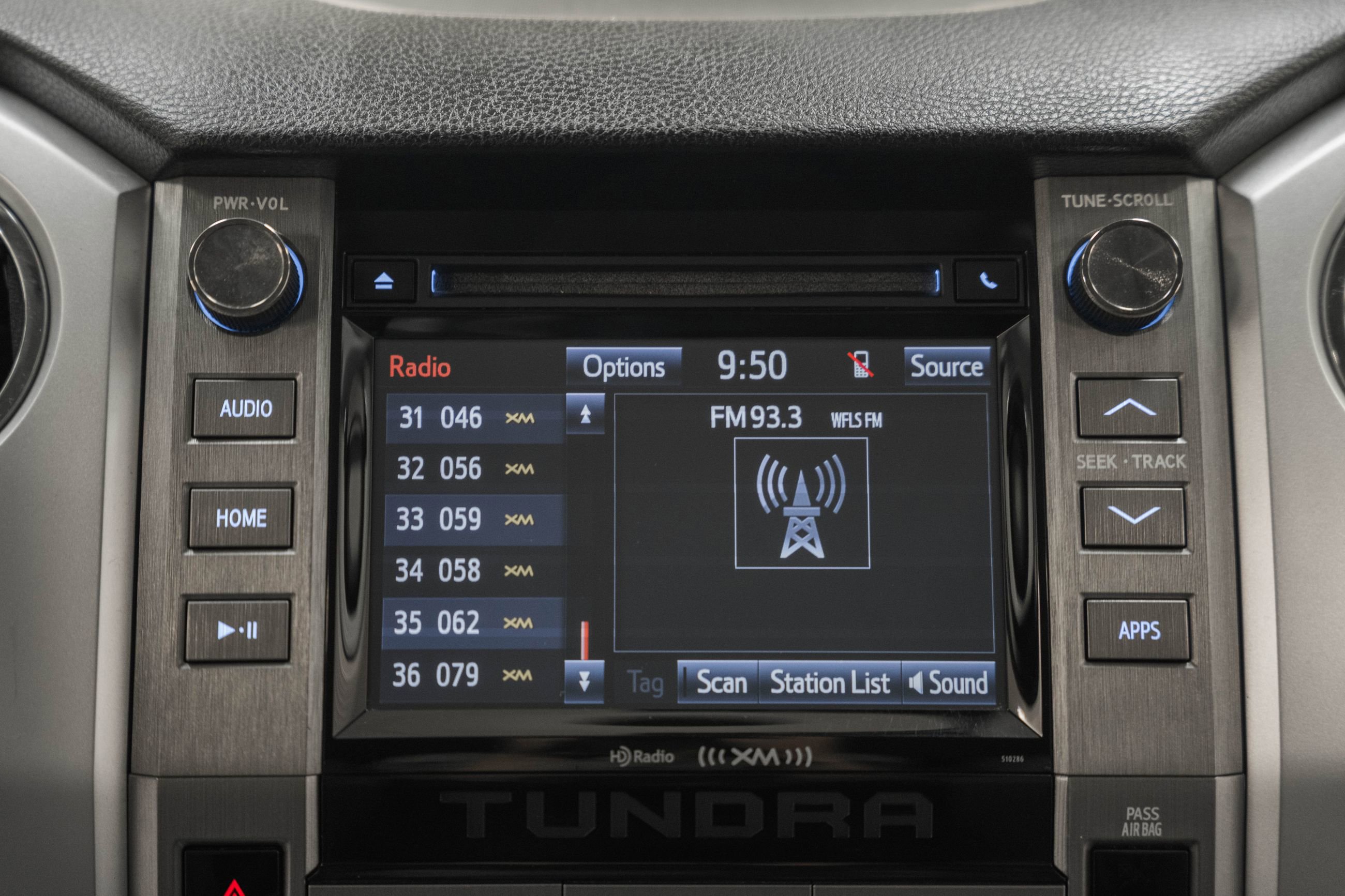 Used 2018 Toyota Tundra SR5 image 27