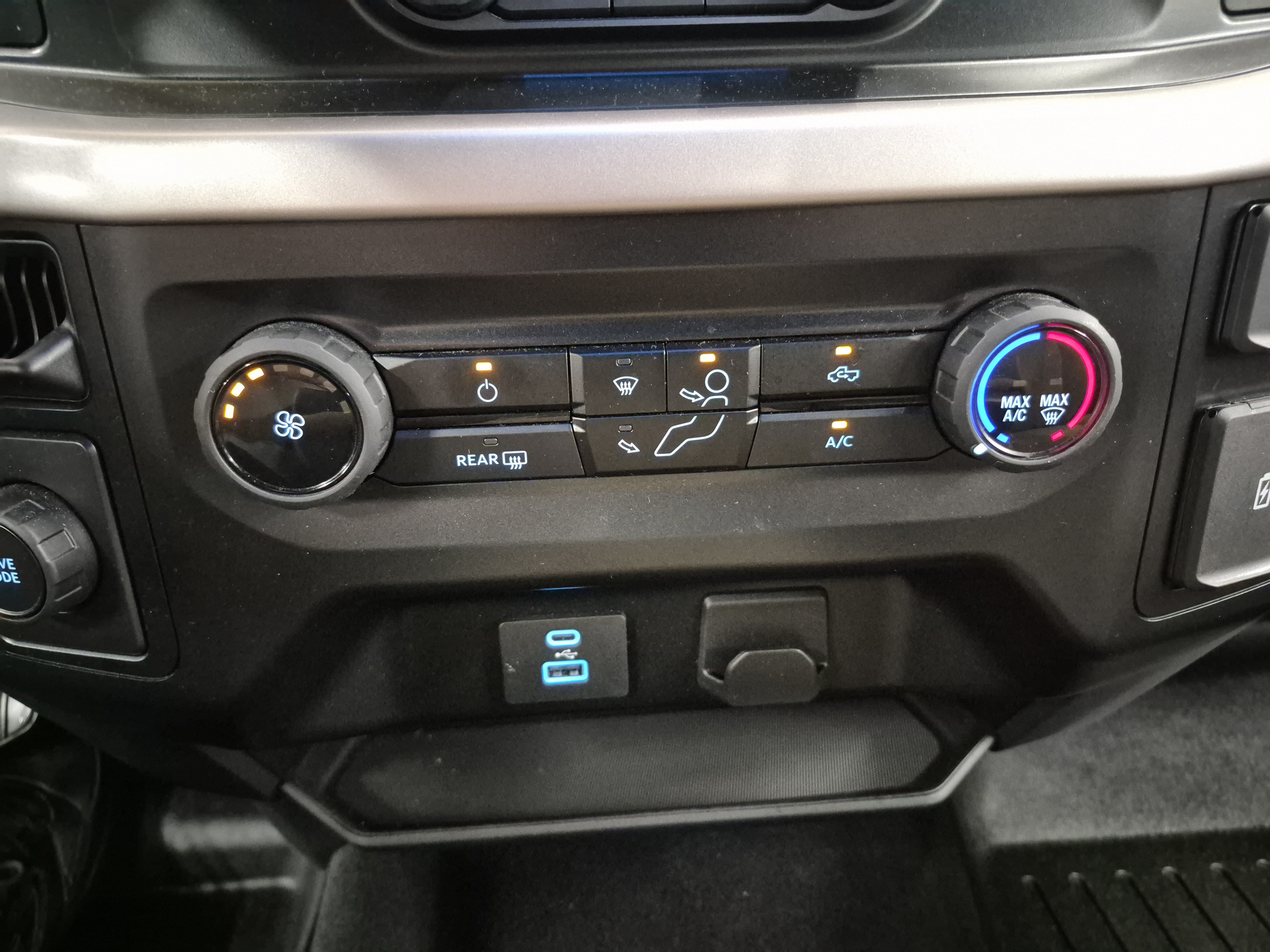 Certified 2023 Ford F150 XLT RWD image 32