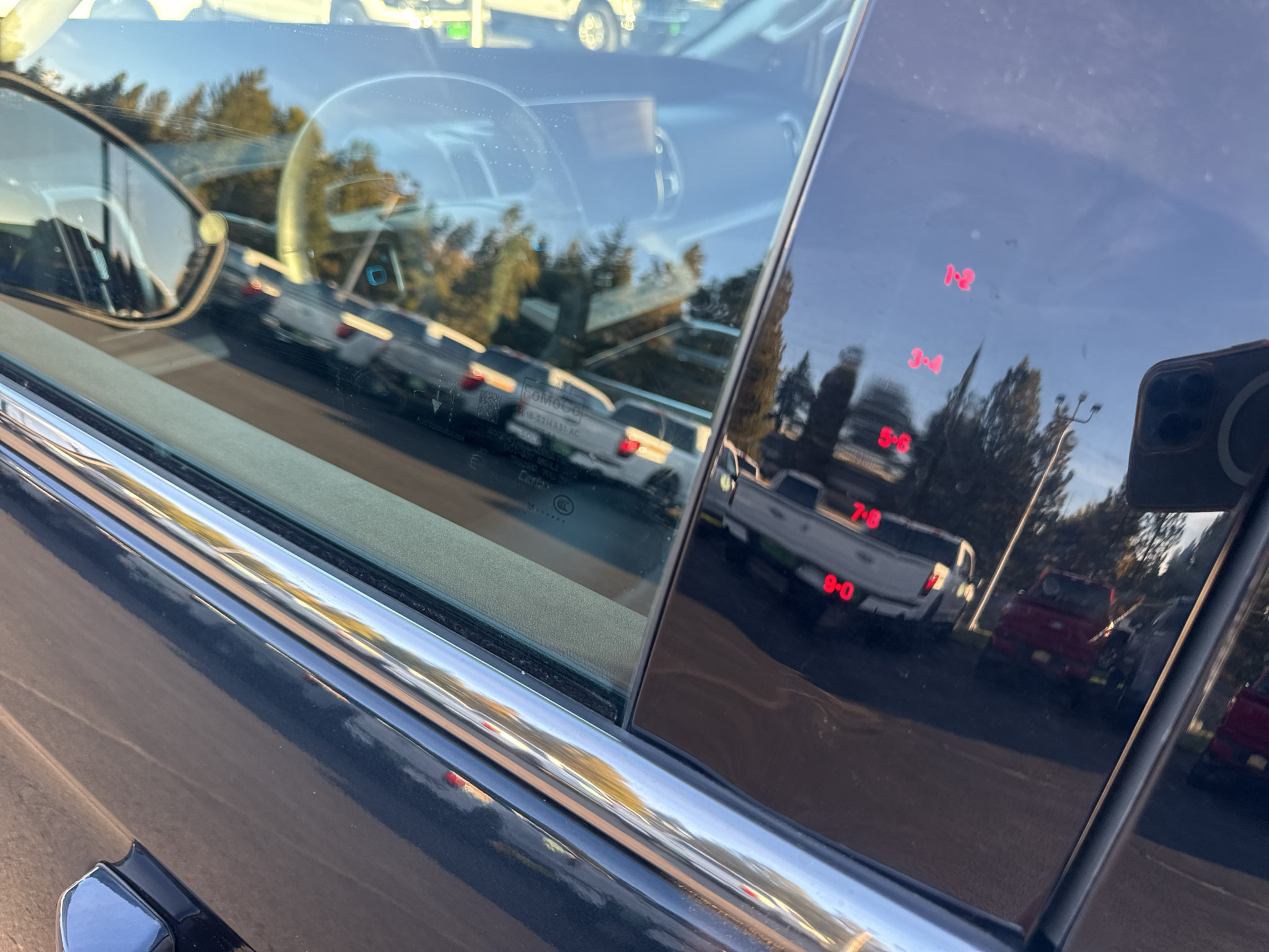 Certified 2025 Ford Expedition Active AWD/4WD image 17