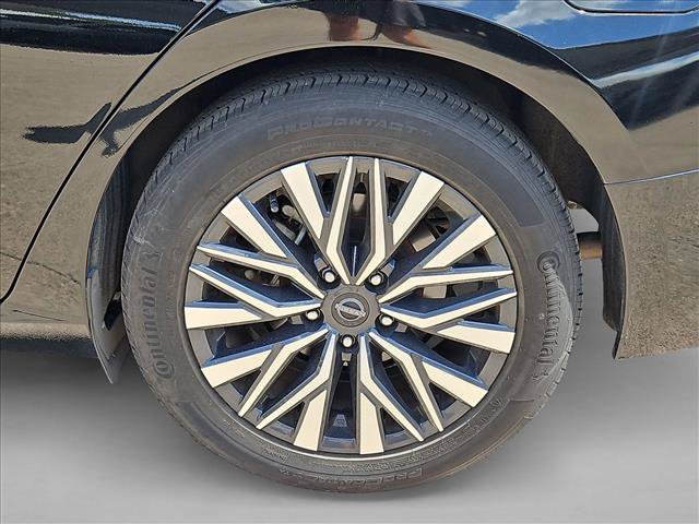 Used 2024 Nissan Altima 2.5 SV FWD image 22