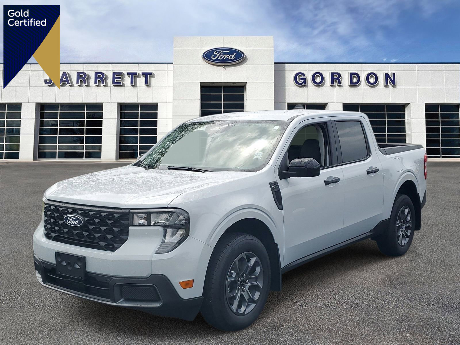 Certified 2025 Ford Maverick XLT w/ Equipment Group 301A AWD/4WD image 1