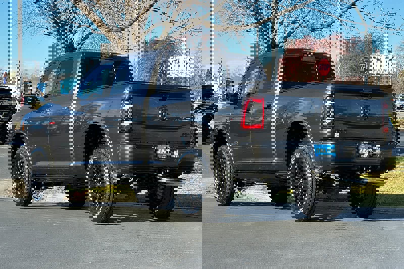 Used 2024 RAM 2500 Limited image 3