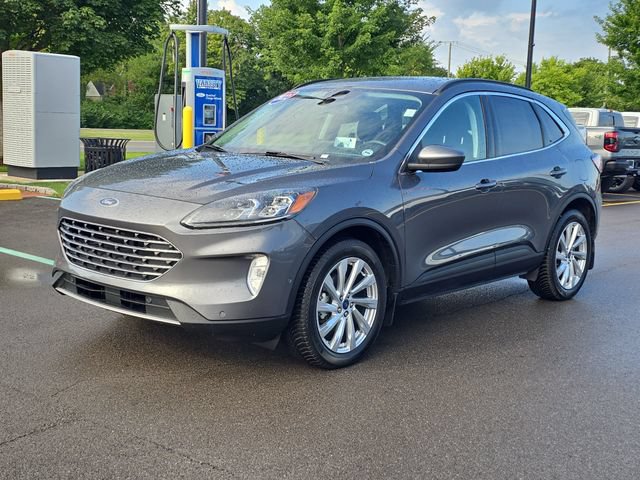 Certified 2022 Ford Escape Titanium w/ Titanium Elite Package AWD/4WD image 2