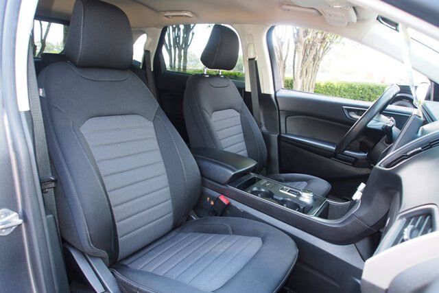 Certified 2022 Ford Edge SE w/ Black Appearance Package AWD/4WD image 11