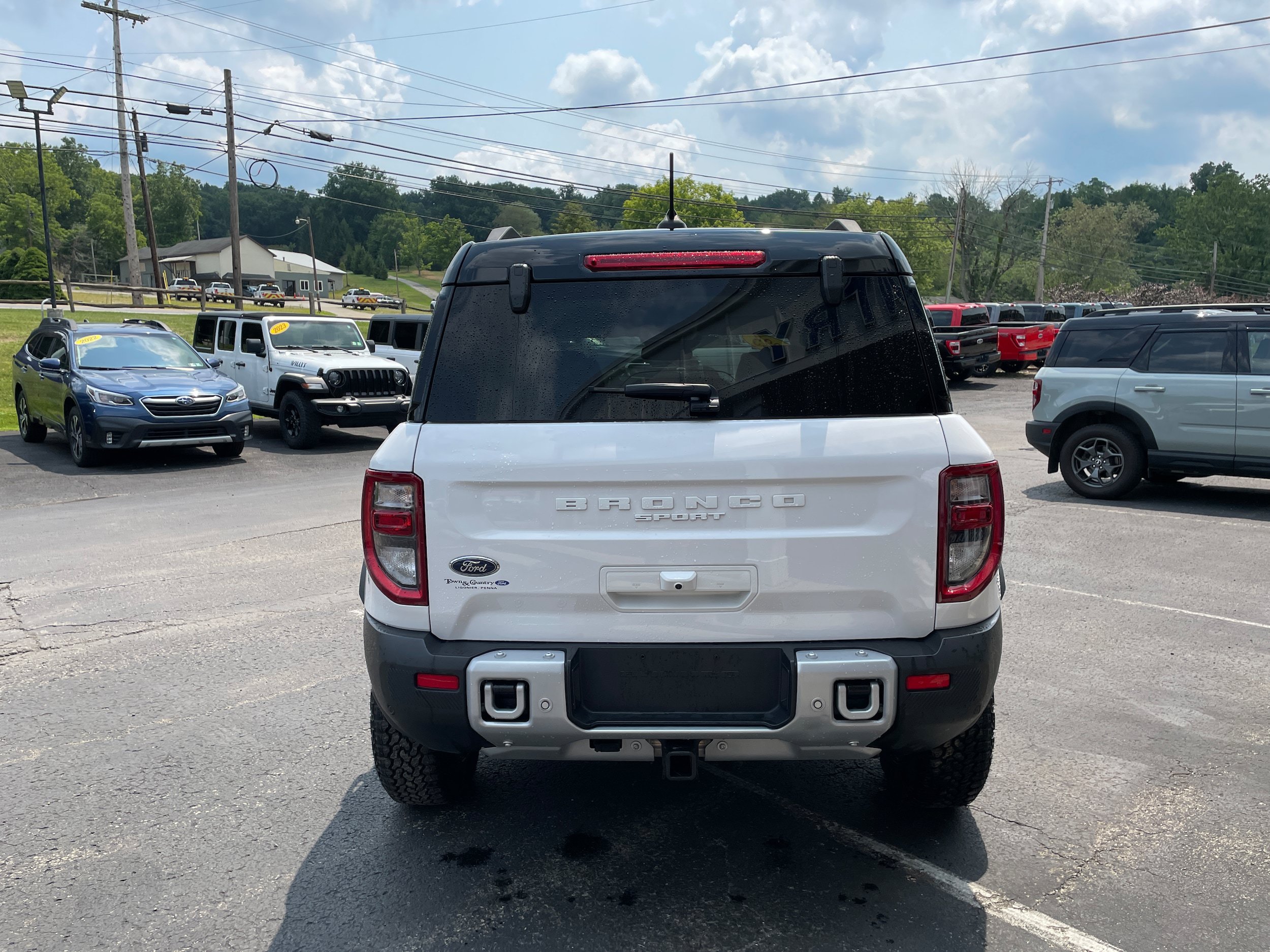 Certified 2025 Ford Bronco Sport Badlands w/ Sasquatch Badlands Package AWD/4WD image 6