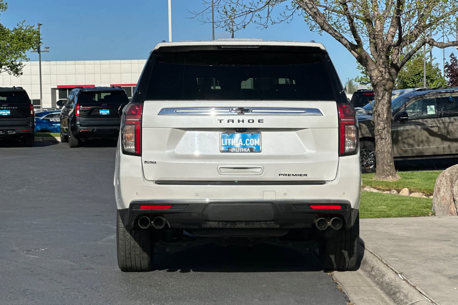 Used 2023 Chevrolet Tahoe Premier AWD/4WD image 7