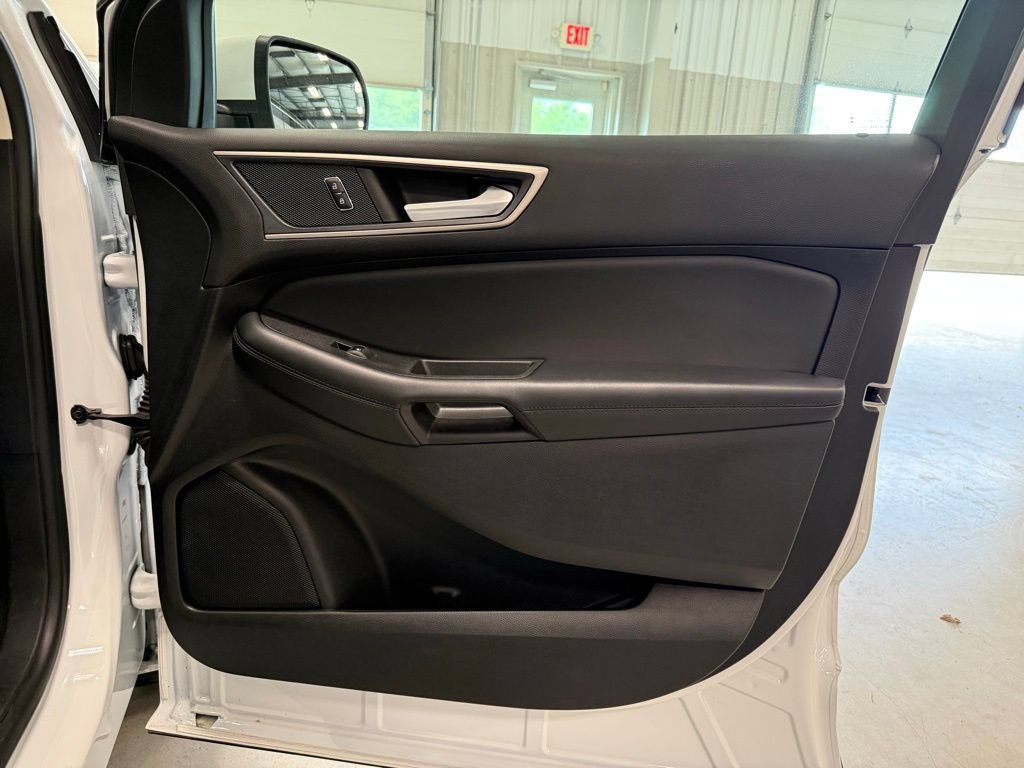 Certified 2024 Ford Edge SEL w/ Convenience Package AWD/4WD image 32