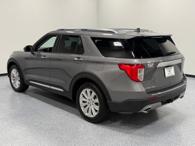 Certified 2021 Ford Explorer Limited w/ Equipment Group 301A AWD/4WD image 9