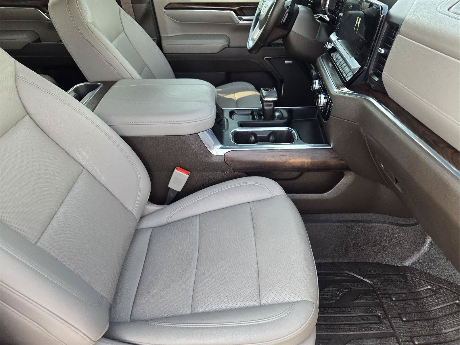 Used 2024 GMC Sierra 1500 SLT RWD image 14