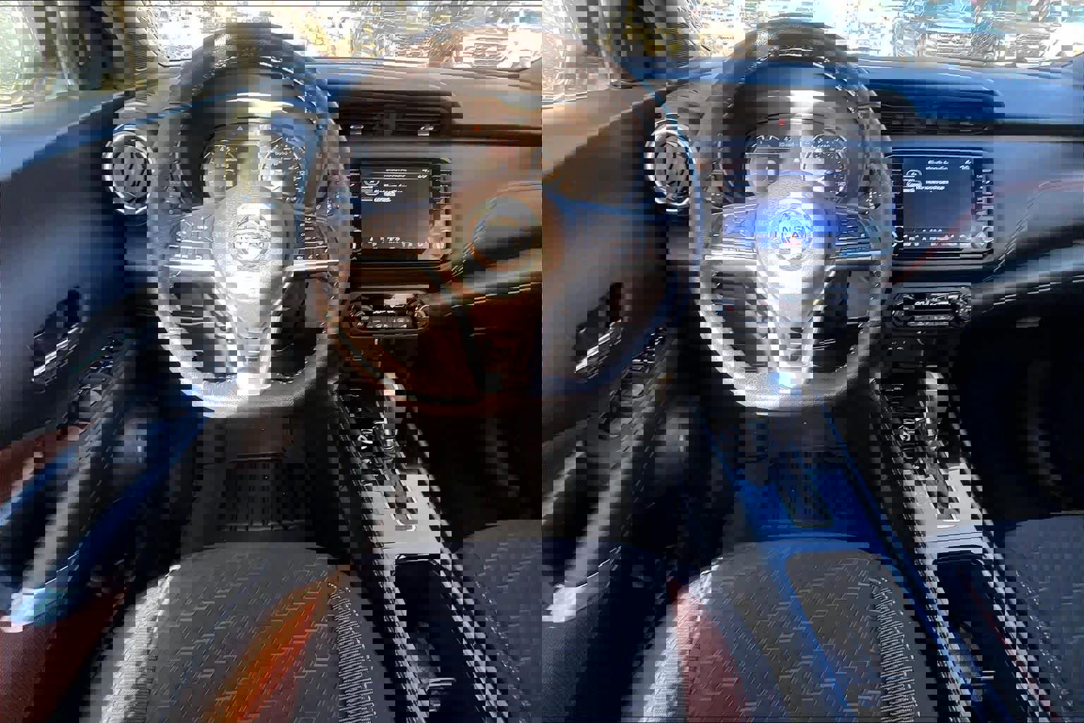 Used 2021 Nissan Kicks SR image 8