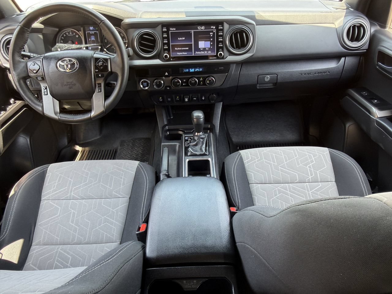Used 2023 Toyota Tacoma TRD Sport w/ Technology Package AWD/4WD image 10