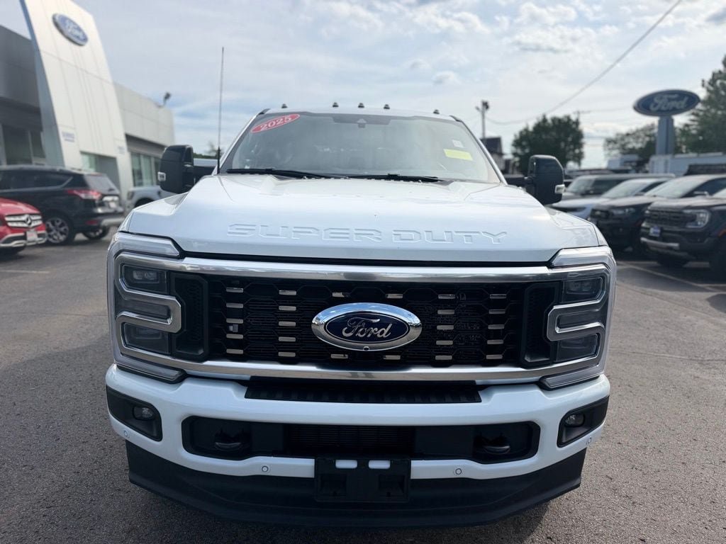 Certified 2025 Ford F350 Platinum AWD/4WD image 11
