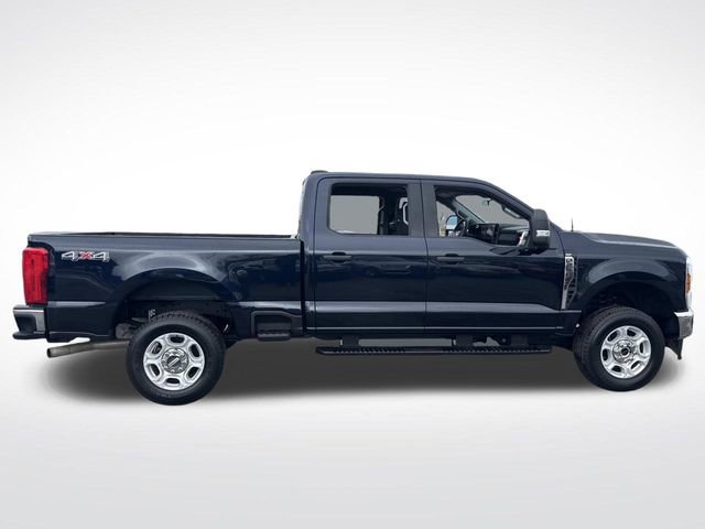 Certified 2025 Ford F250 XLT w/ Snow Plow Prep Package AWD/4WD image 6