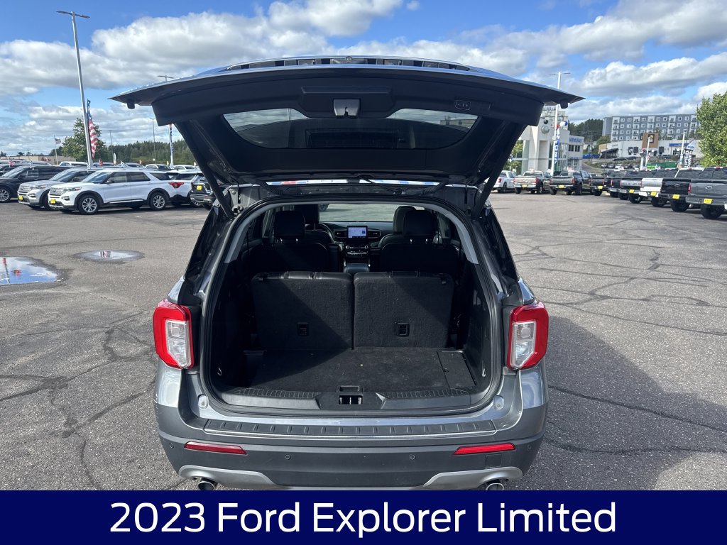Certified 2023 Ford Explorer Limited AWD/4WD image 17