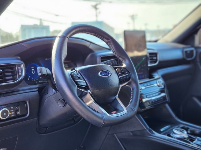 Certified 2024 Ford Explorer ST w/ Equipment Group 401A image 21