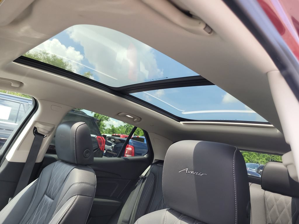 Used 2023 Buick Envision Avenir AWD/4WD image 20