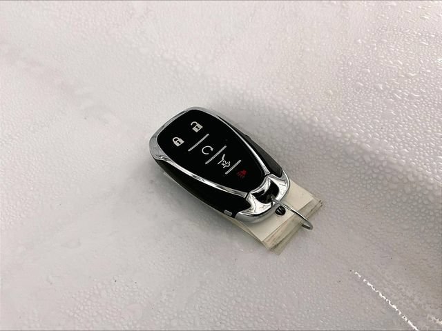 Used 2023 Chevrolet Equinox Premier AWD/4WD image 9