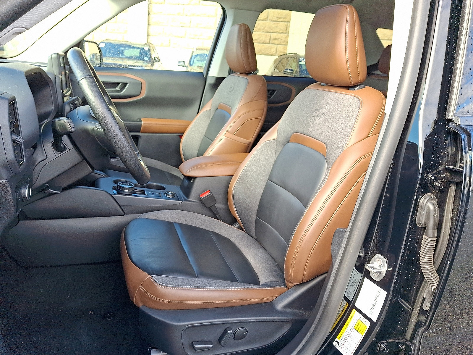 Certified 2023 Ford Bronco Sport Outer Banks w/ Tech Package image 13