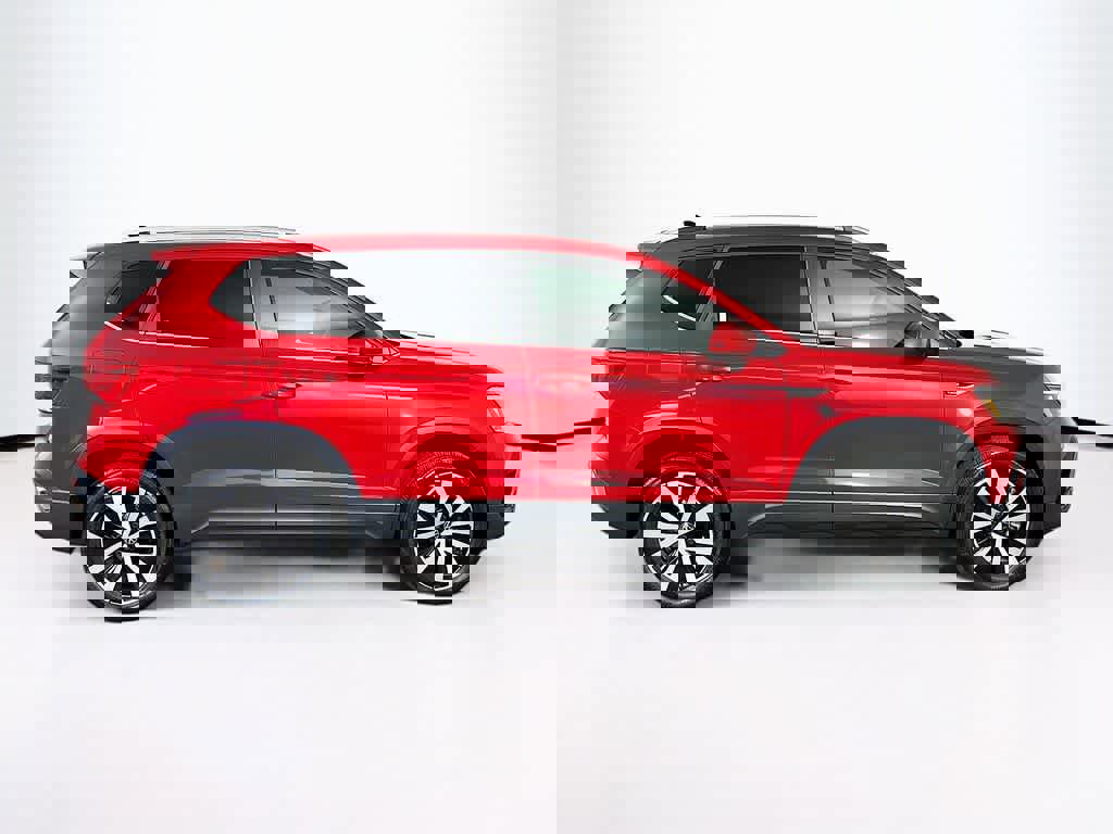 Used 2023 Volkswagen Taos SE w/ Panoramic Sunroof Package image 26