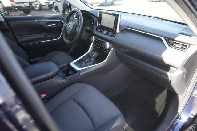 Used 2019 Toyota RAV4 XLE image 18