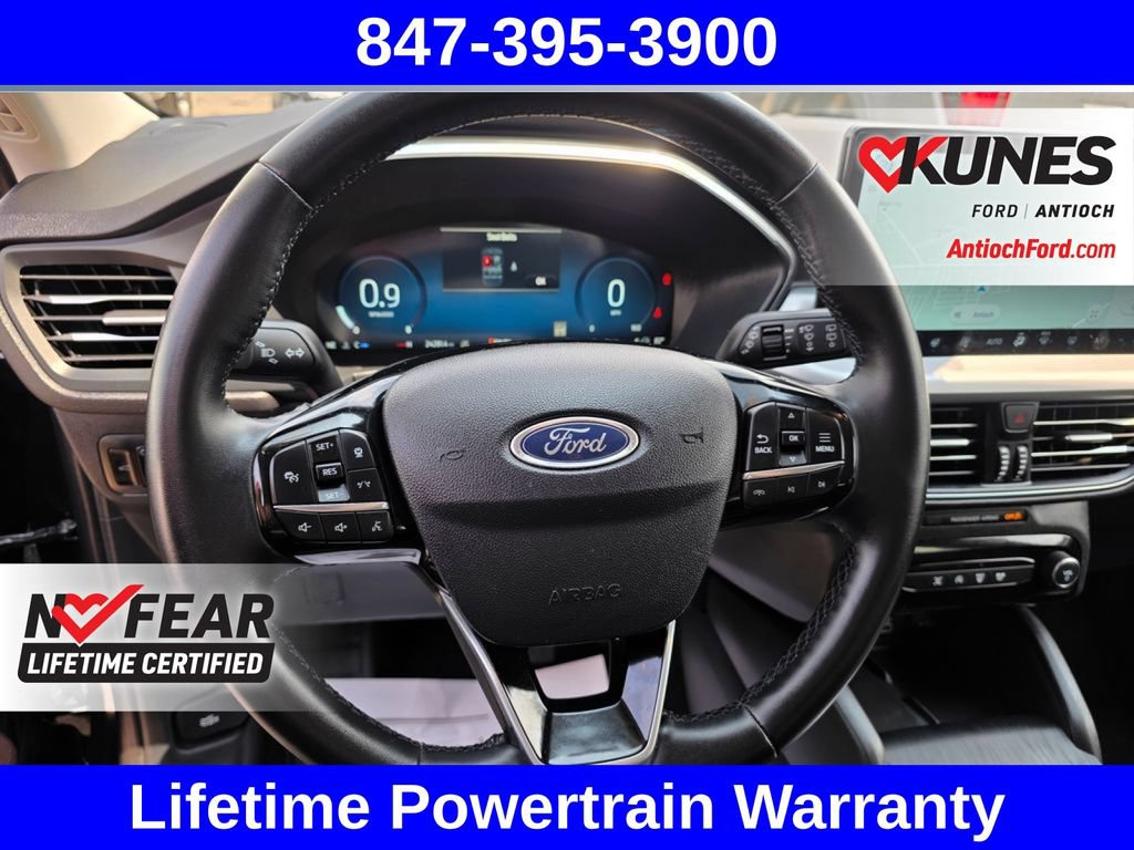 Certified 2025 Ford Escape Platinum AWD/4WD image 38