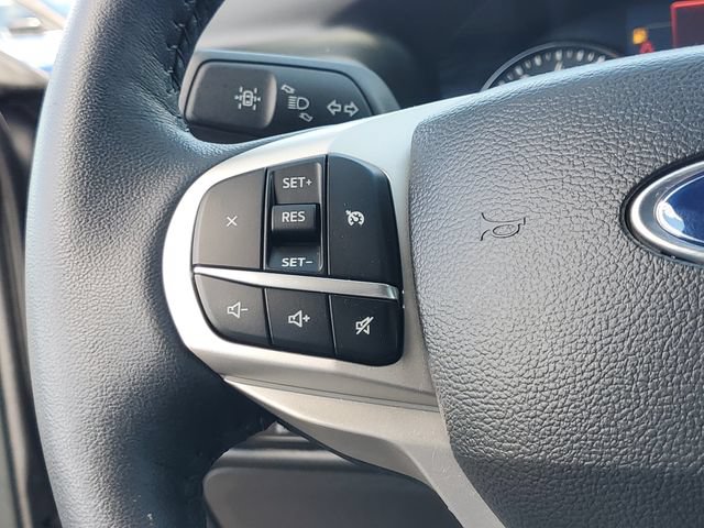 Certified 2023 Ford Explorer XLT w/ Equipment Group 202A AWD/4WD image 16