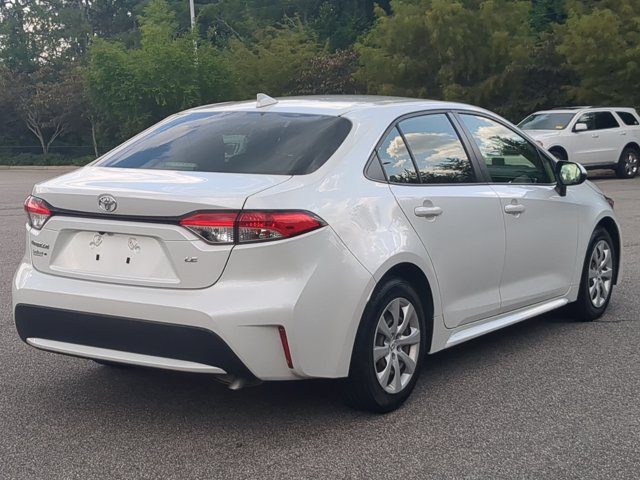 Used 2022 Toyota Corolla LE FWD image 4