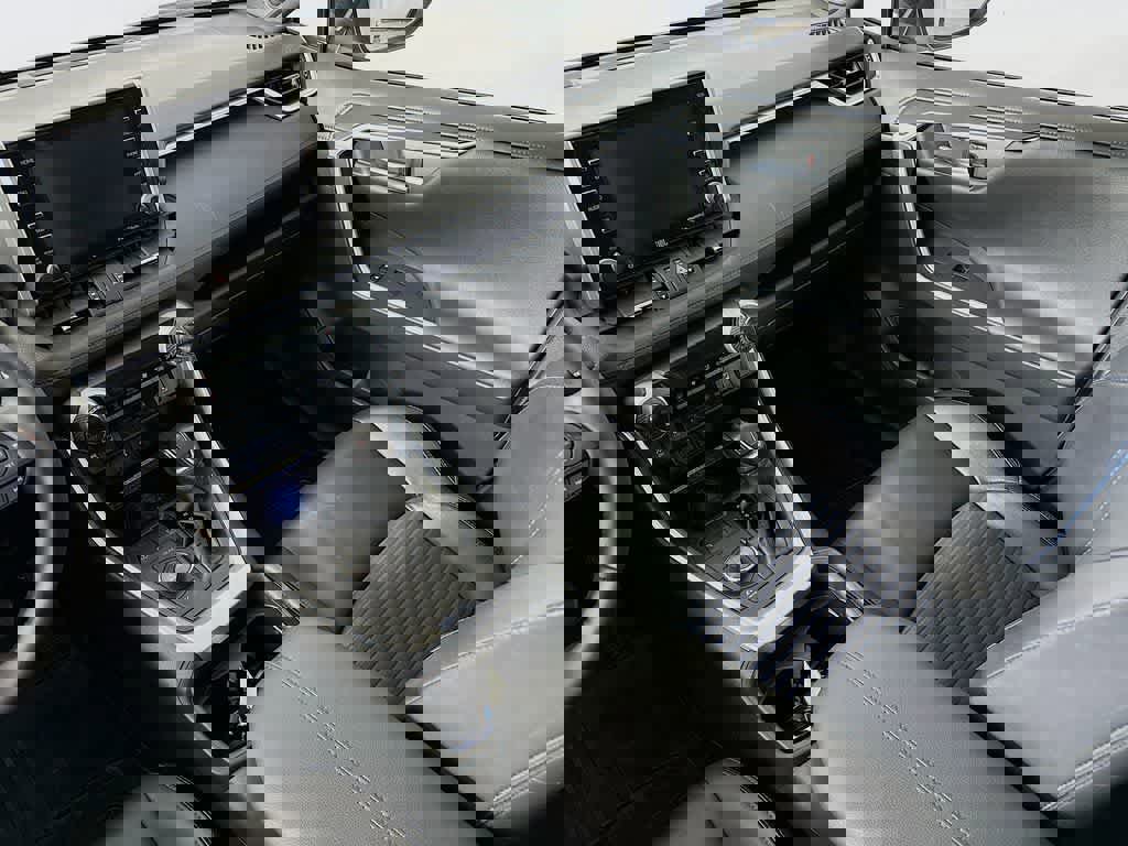 Used 2020 Toyota RAV4 XSE image 14