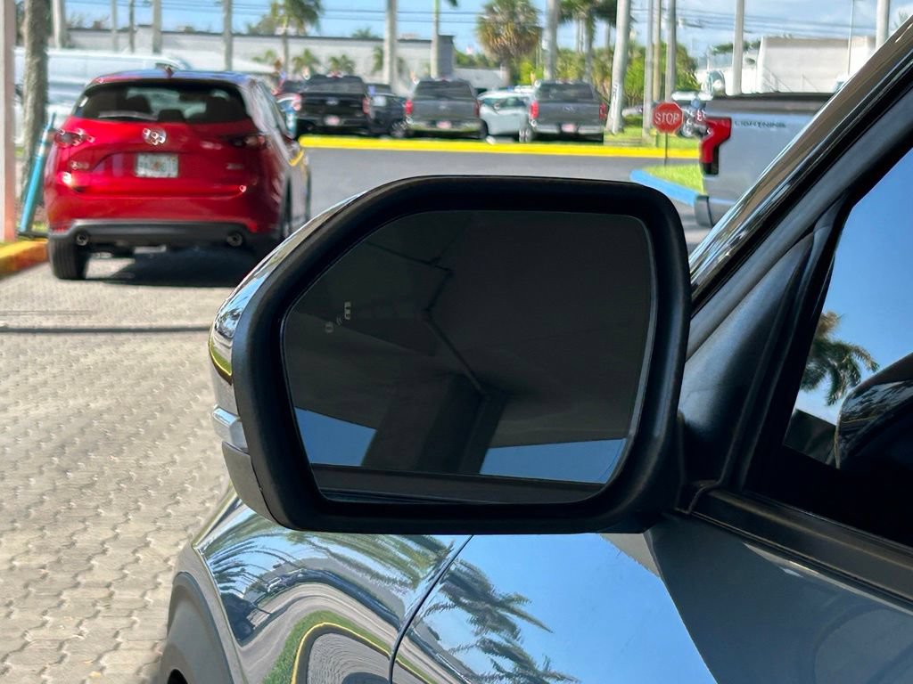 Certified 2025 Ford Explorer ST AWD/4WD image 18