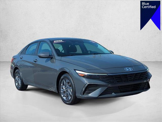 Used 2024 Hyundai Elantra SEL image 1