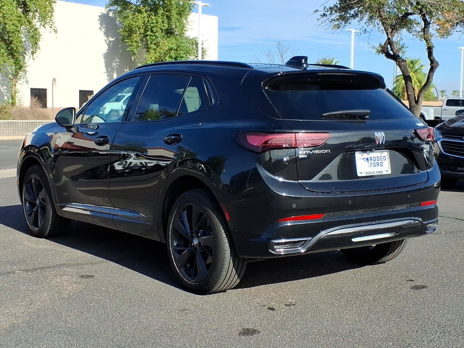 Used 2025 Buick Envision Sport Touring AWD/4WD image 3