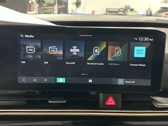 Used 2025 Kia Carnival SX Prestige FWD image 16